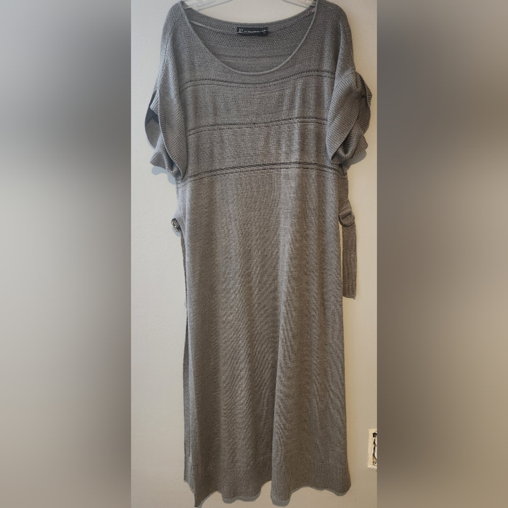 New York & Company Gray Knit Dress